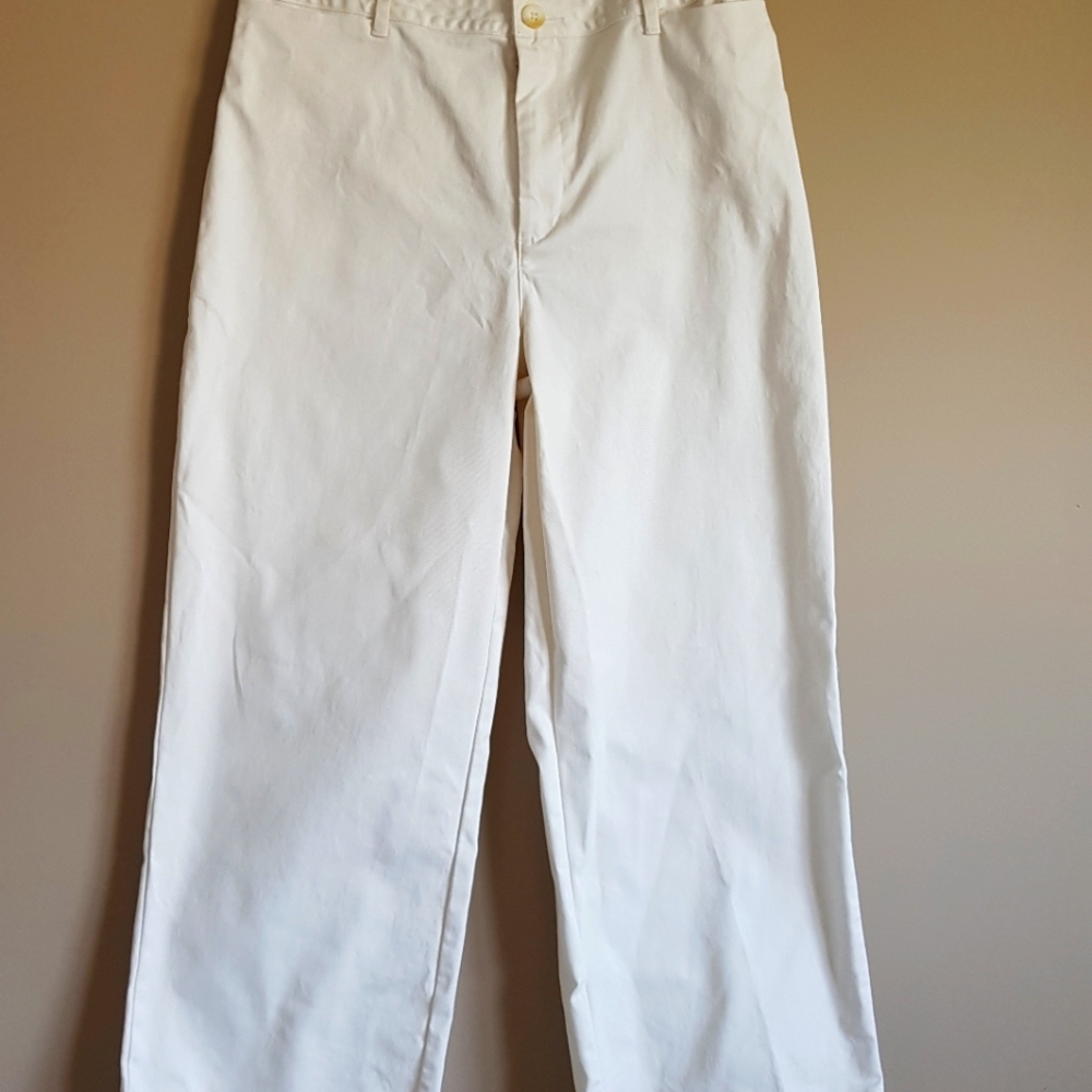 Wide legged cropped pants
